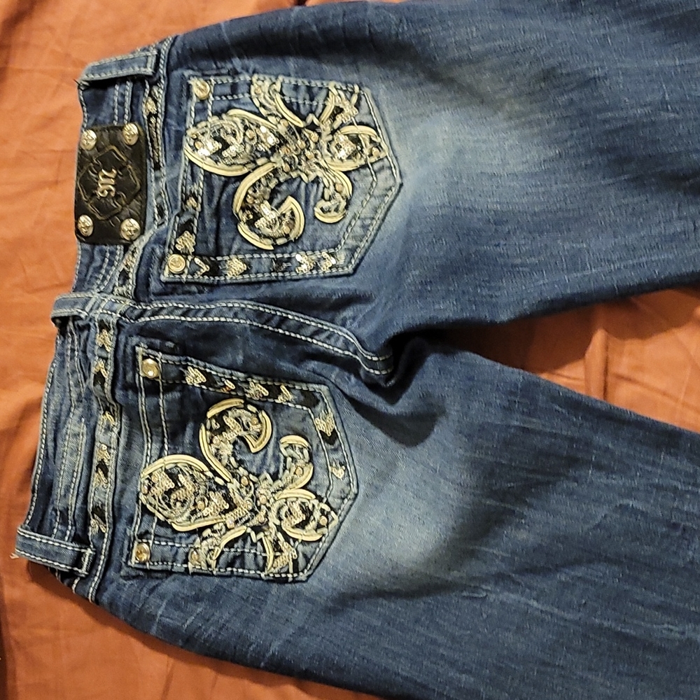 Miss me Jean's size 26